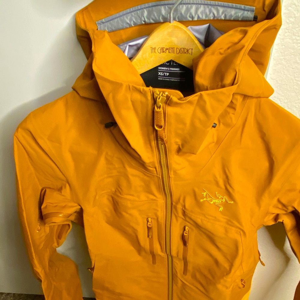 Arc’Teryx Sentinal LT Jacket